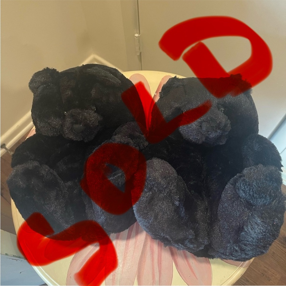 NWOT Cozy Black Bear Slippers